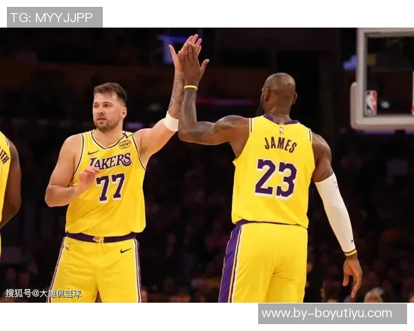 杰弗森评论锡安与东契奇体重问题强调个体差异与饮食影响