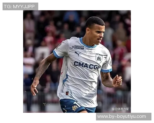 马赛5-1狂胜尼斯登顶法甲格林伍德梅开二度奥巴梅扬助攻闪耀